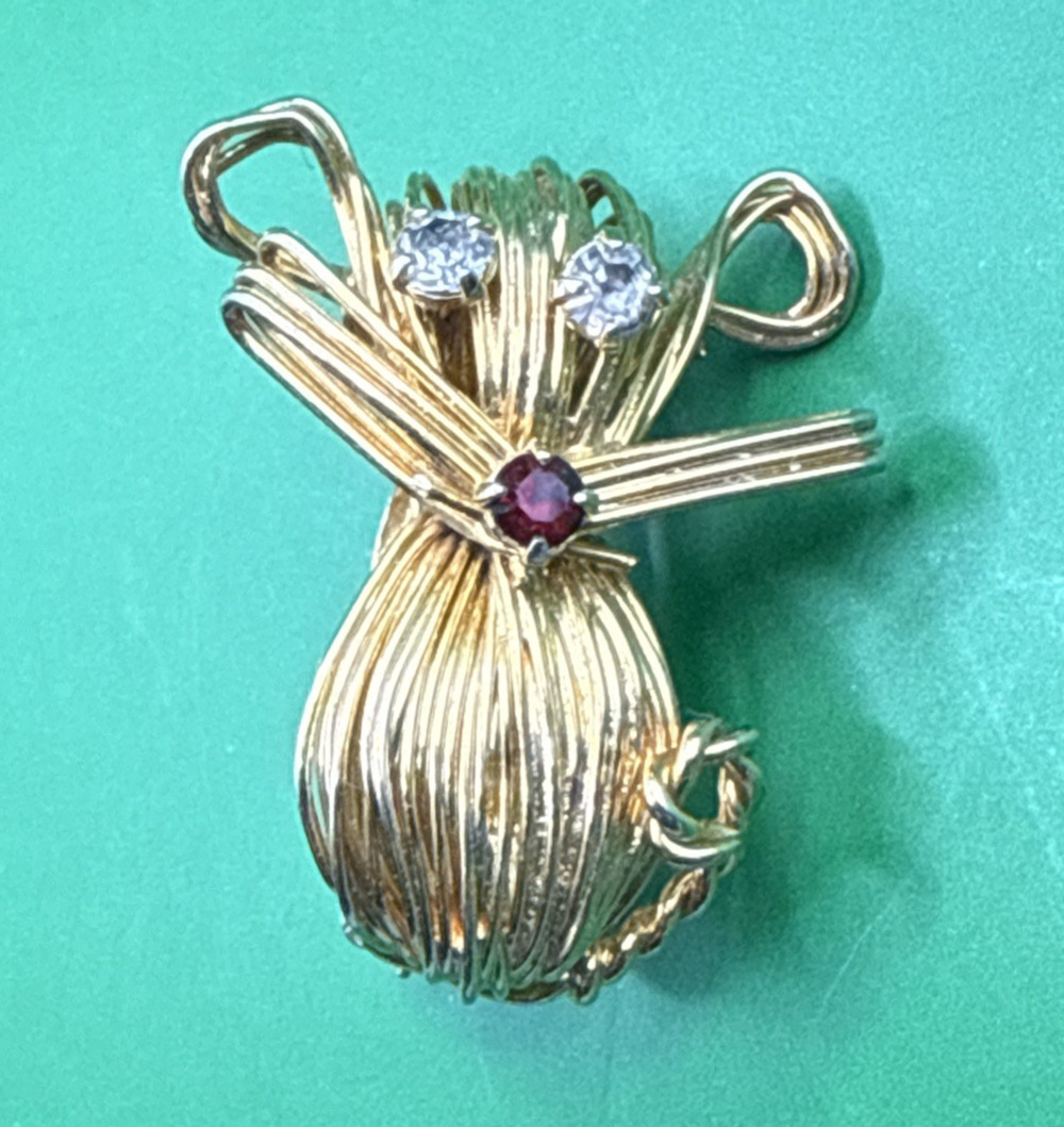 VTG Gold Tone Mouse Brooch Rhinestones Clear Red Pin Signed One Direction 1"